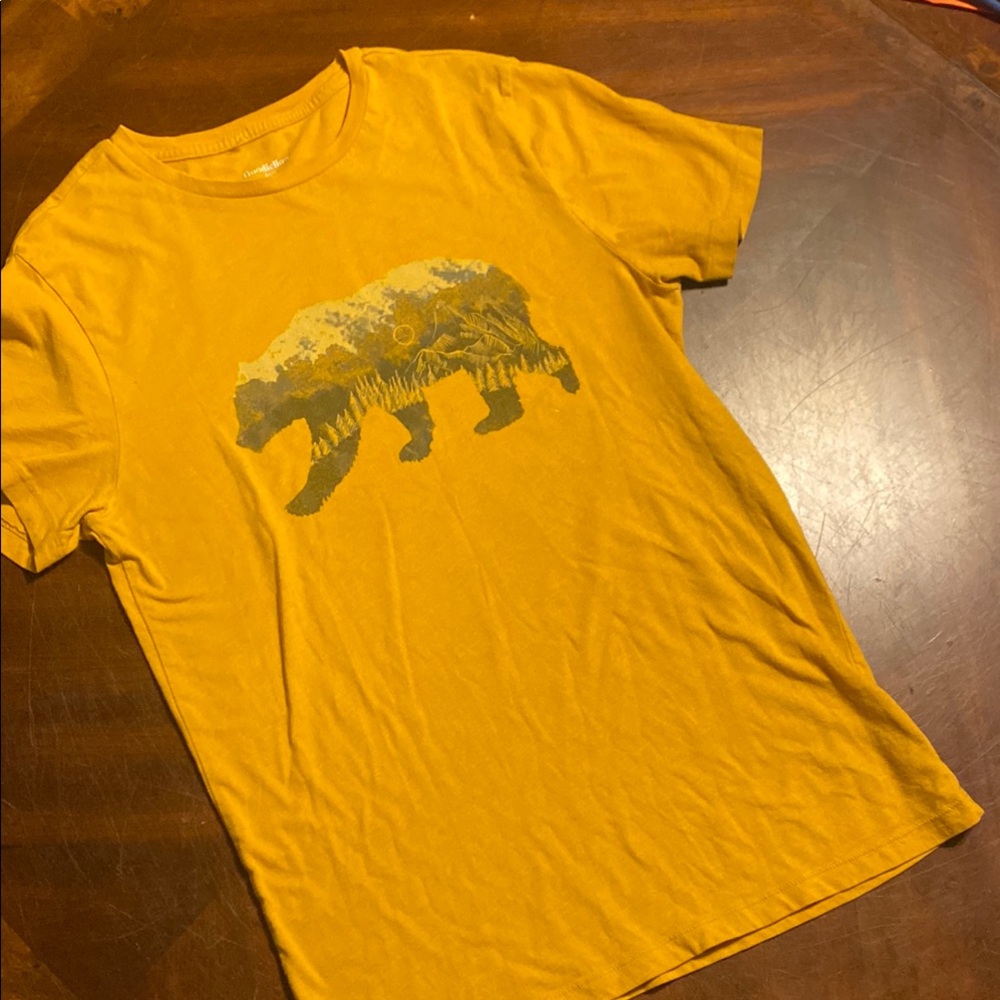 Goodfellow & Co Mustard Yellow Bear Graphic Tee
